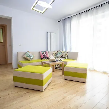 Velvet Nest By Coresi Apartament