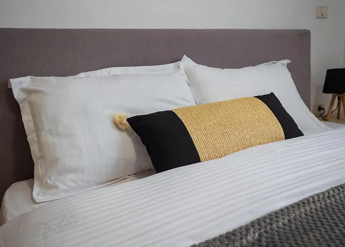 Velvet Nest By Coresi 公寓